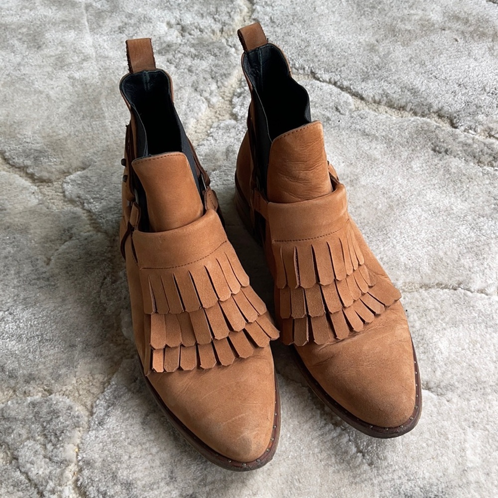 Freda Salvador boots